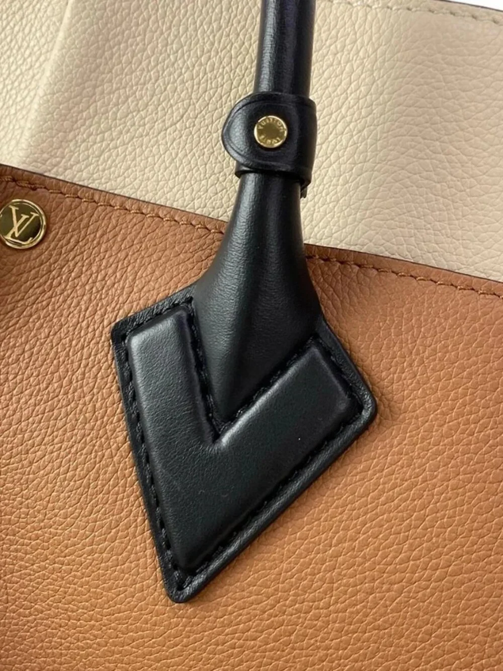 LOUIS VUITTON On My Side MM M59645 Chataigne Monogram RFID : confirmed Tote Bag - Picture 12 of 16